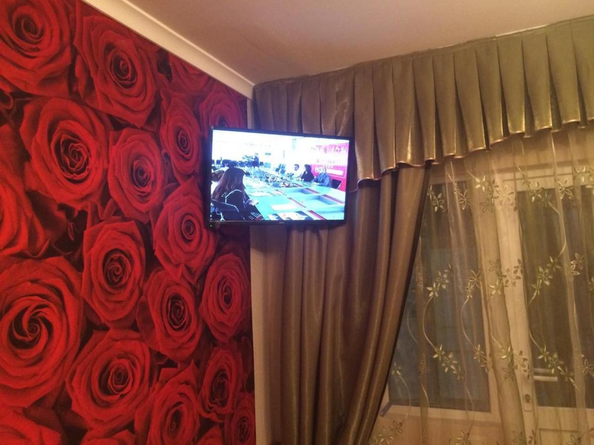 Гостевой Дом У Левы Hotel Gagra Kültér fotó
