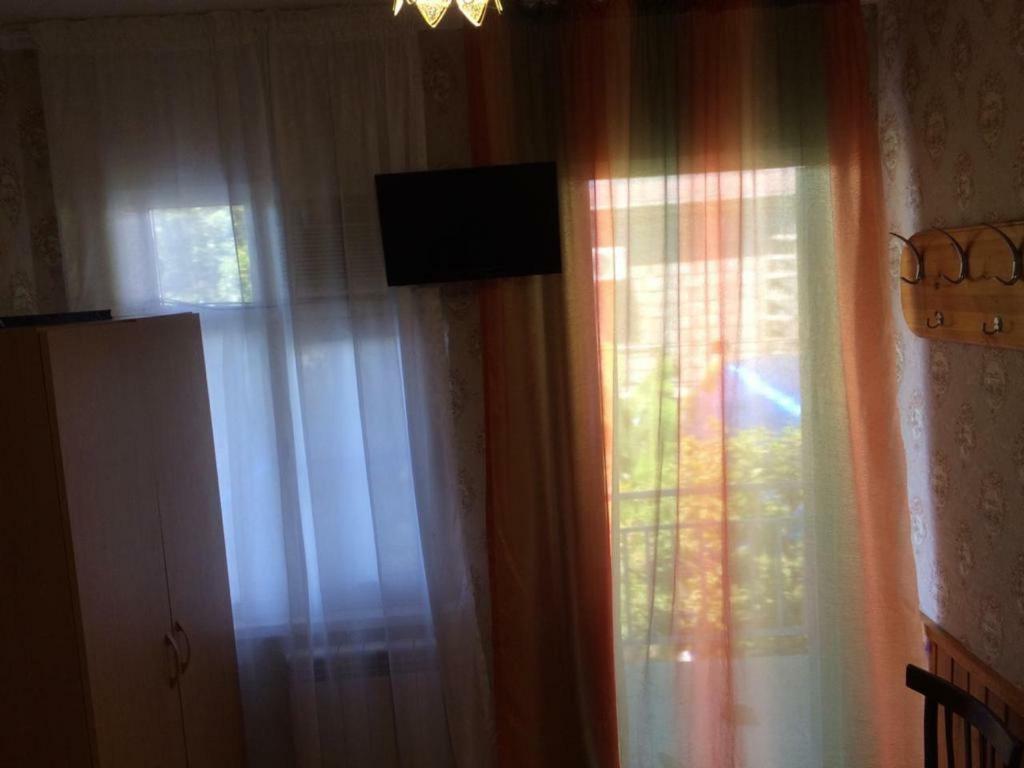 Гостевой Дом У Левы Hotel Gagra Kültér fotó